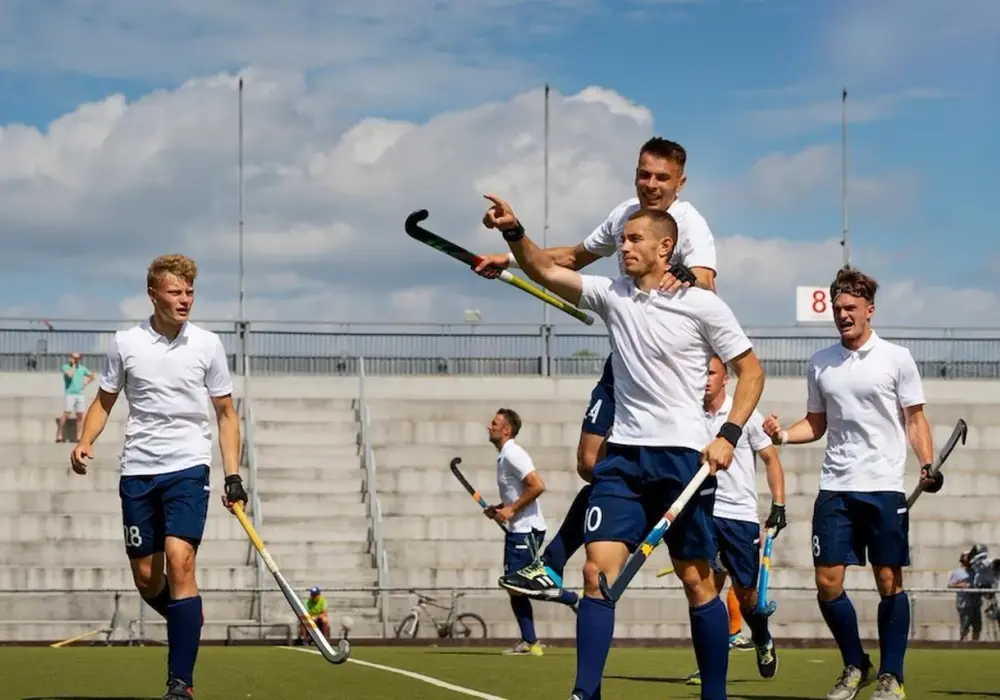 Jakie sporty można uprawiać na trawie? Odkryj najpopularniejsze opcje